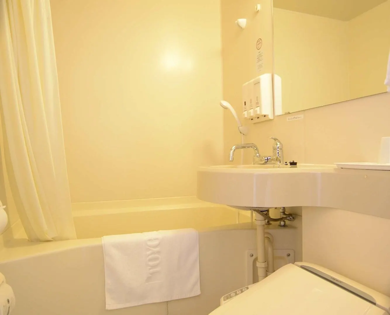 Toyoko Inn Hokkaido Hakodate Ekimae Daimon Japan